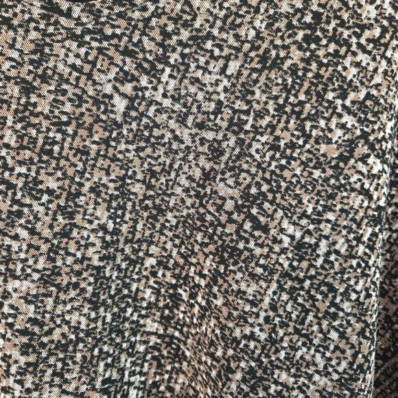 Catherines 3X 26/28W Black Line Print Overlay V-Neck Long Sleeve Tunic Top - Picture 8 of 10